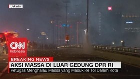 VIDEO: Massa Memenuhi Jalan Tol Dalam Kota