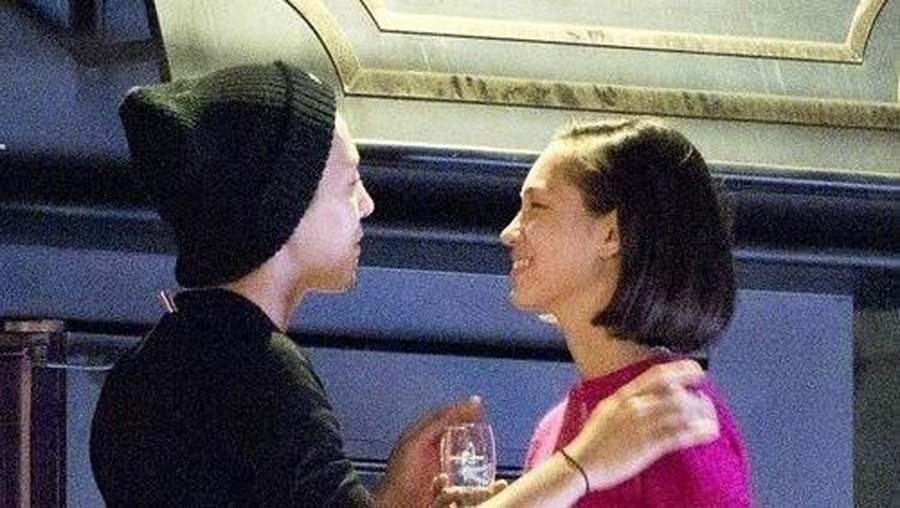 Hubungan mereka mendapat tentangan dari netizen.