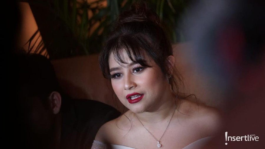 Unggahan Prilly Latuconsina di Instagram isyaratkan peringatan untuk penyebar fitnah.