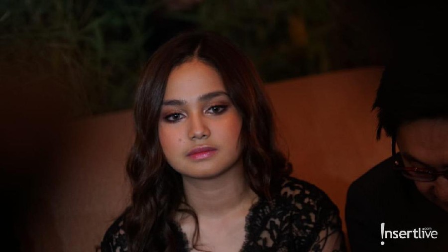 Syifa Hadju mendapatkan pesan ancaman akan dibunuh dan diperkosa melalui DM di Instagramnya. Syifa pun berencana melaporkan hal ini ke polisi.