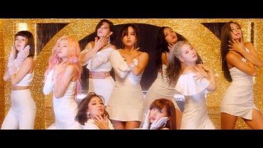 img-title Diteror Penguntit, TWICE Dikawal Polisi