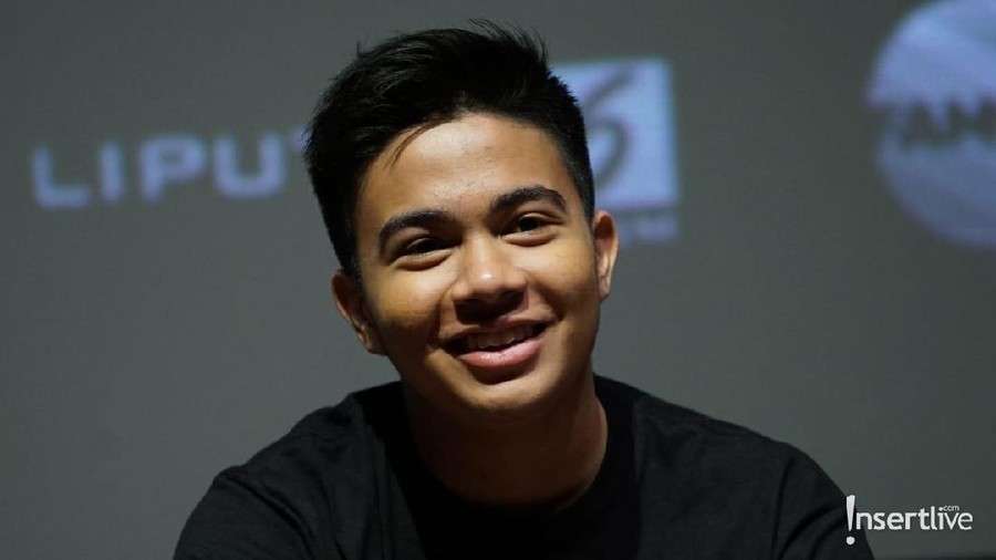 Umay Shahab tertarik di dunia politik