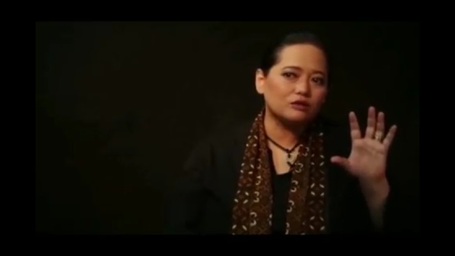 Mbak You kembali menjadi sorotan karena penerawangannya di kalangan artis.