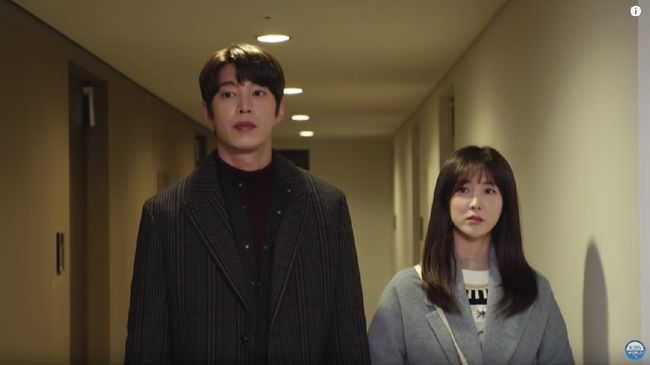 Nonton drama Korea 'Left-Handed Wife' episode 5 live streaming di Trans TV bakal tayang pada Jumat (4/10) dan bisa disaksikan melalui CNNIndonesia.com di sini.
