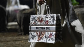 Dior Bakal Gelar Show Perdana saat Pandemi Tanpa Penonton