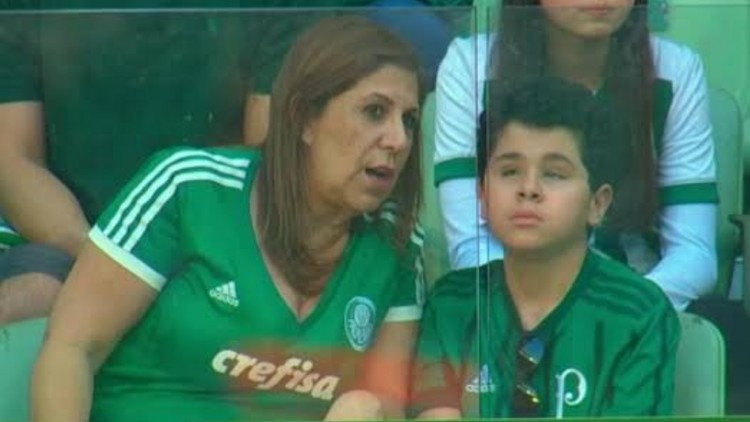 Kisahnya viral, sang ibu dan putranya pun berkesempatan ketemu langsung dengan bintang sepak bola Brasil, Neymar.