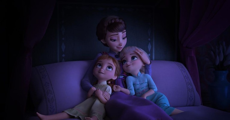 5 Fakta di Film Frozen II yang Bakal Jadi Spoiler Sebelum menyaksikan film Frozen II, ada baiknya Insertizen tahu lima fakta tersembunyi yang dilakukan Elsa, Anna, dan kawan-kawan saat berpetualang.
