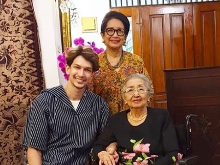 Dimas Beck, Host 'Bikin Laper' Penyayang Ibu dan Nenek