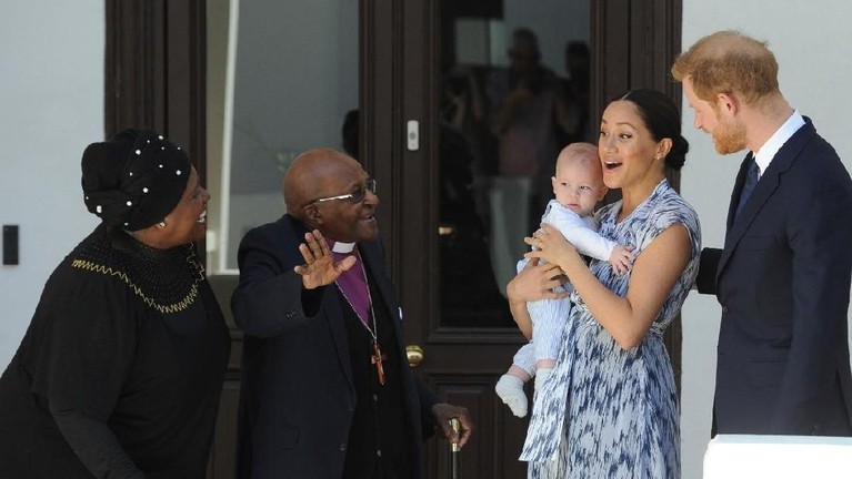 Putra Pangeran Harry dan Meghan Markle, Baby Archie ikut dalam Royal Tour ke Afrika bersama kedua orangtuanya.