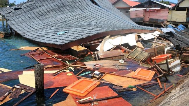 Bumi indonesia 2022 gempa BMKG: 726