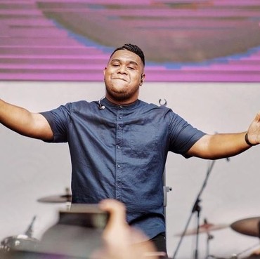 Kenalan dengan Andmesh Kamaleng, Pelantun Cinta Luar Biasa