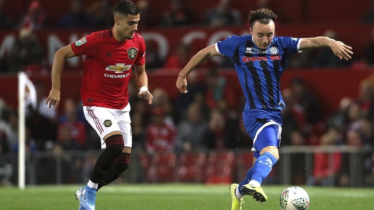 FOTO: MU Nyaris Dipermalukan Rochdale dan Anak 16 Tahun