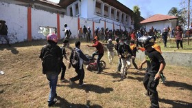 FOTO: Demo Ricuh di Kendari