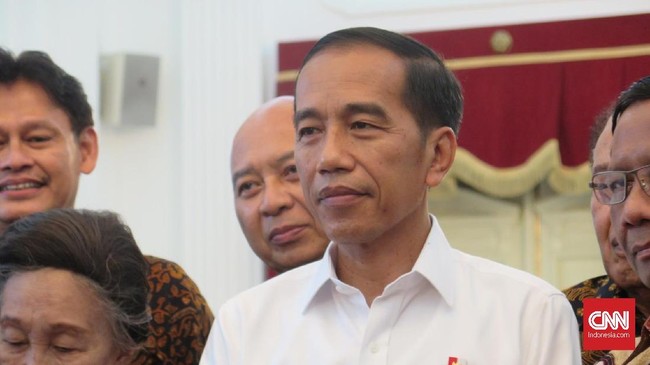 Mensesneg Pratikno mengklaim pertemuan Presiden Jokowi dengan BEM se-Indonesia batal bukan karena ada penolakan dari mahasiswa, tapi karena belum dijadwalkan.