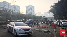 Jalan Depan Gedung DPR Masih Ditutup Dua Hari Usai Demo STM