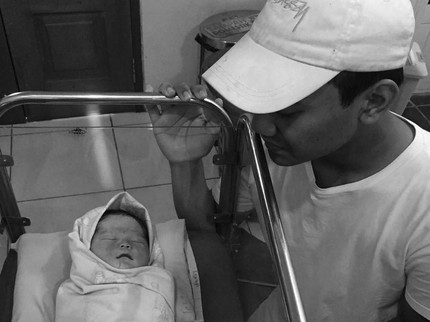 Duka Anak Kedua Yadi Sembako Saat Adik Bayi Meninggal Dunia