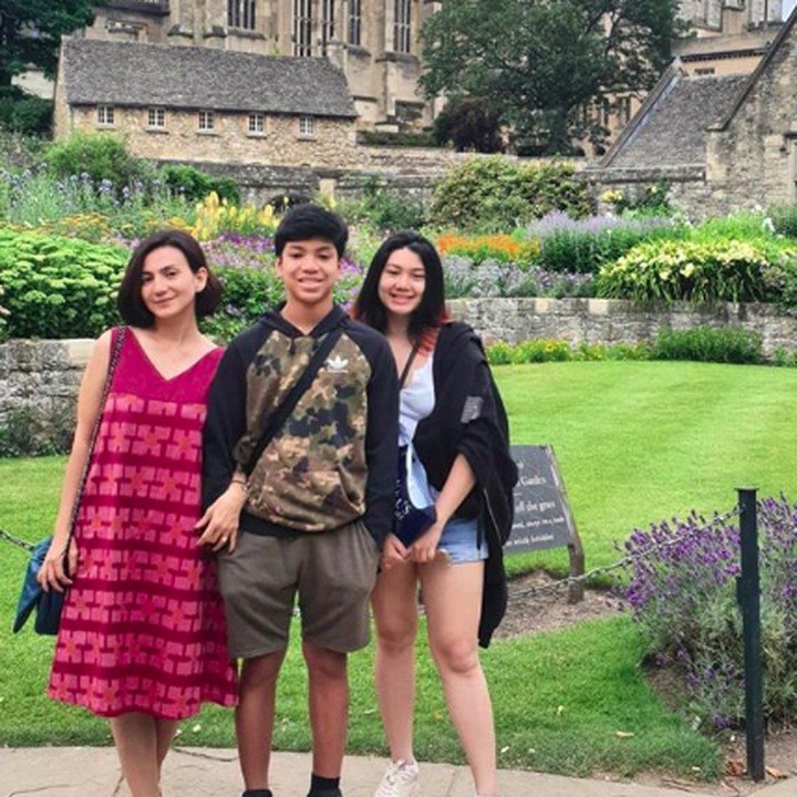 <p>Shalima merupakan buah cinta dari pernikahan Wanda bersama mantan suaminya, Cyril Raoul Hakim. (Foto: Instagram @wanda_hamidah)</p>