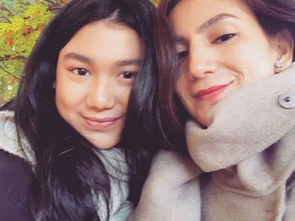 7 Foto Wanda Hamidah & Putrinya Shalima Hakim, Sama-sama Cantik!