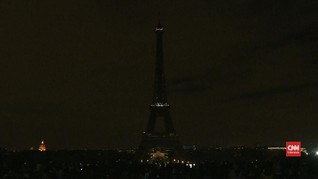 VIDEO: Menara Eiffel Berduka Atas Kepergian Jacques Chirac