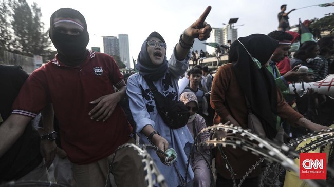 Massa dari HMI akan menggelar demonstrasi menolak rencana kenaikan harga Bahan Bakar Minyak (BBM) di depan Kompleks MPR/DPR hari ini.