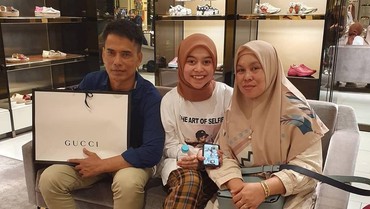 Sikap Orang Tua Lesti ke Wartawan dan Elvy Sukaesih Disorot, Dicap Sombong