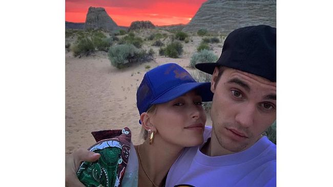 Menurut Justin Bieber, dia sudah dijodohkan dengan Hailey sejak perkenalan pertama yang terjadi pada 2009.