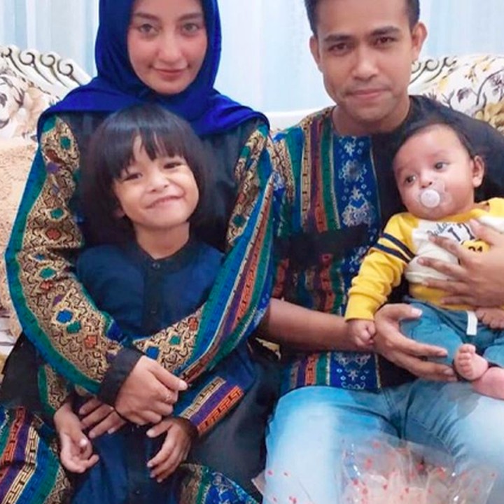 <p>Dari pernikahannya dengan Salmiati, Fildan dikaruniai 2 anak. (Foto: Instagram/ @da4_fildan)</p>