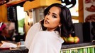 Becky G tengah menjadi sorotan lantaran baru saja berkolaborasi dengan J-Hope BTS dalam lagu Chicken Noodle Soup&period;