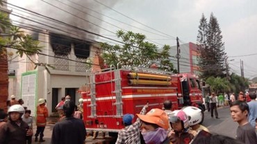 img-title Lantai Atas Rumah Habis Terbakar, Opick Belum Bisa Dihubungi