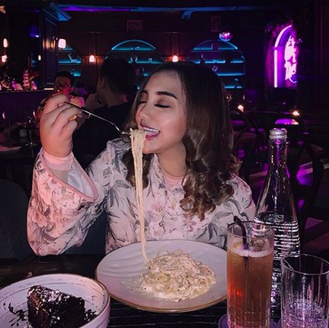 Hal yang Tak Dilakukan Salmafina hingga Sosialita Vietnam Positif Corona