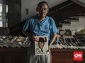 FOTO: Seribu Kitab Sutrisno di Sudut Parlemen
