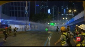 VIDEO: Demo Hong Kong Rusuh, Polisi Tembakkan Meriam Air