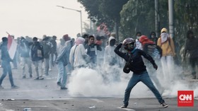 Demo Mahasiswa Polman Ricuh Tersulut Kata 'Bodoh' Bupati