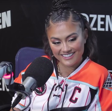 Agnez Mo Ajari Mantan Suami Mariah Carey Makian Ala Indonesia