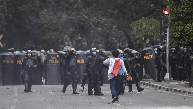 Polisi menegaskan tidak ada keterlibatan polisi dalam grup WhatsApp pelajar STM yang menjadi pemantik sejumlah aksi depan DPR.