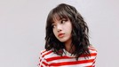 Deretan Gaya Rambut Lisa BLACKPINK yang Bisa Kamu Tiru Penampilan seorang artis sering kali menjadi inspirasi bagi penggemar, salah satunya yakni model rambut. Berikut gaya rambut Lisa BLACKPINK yang bisa kamu tiru.