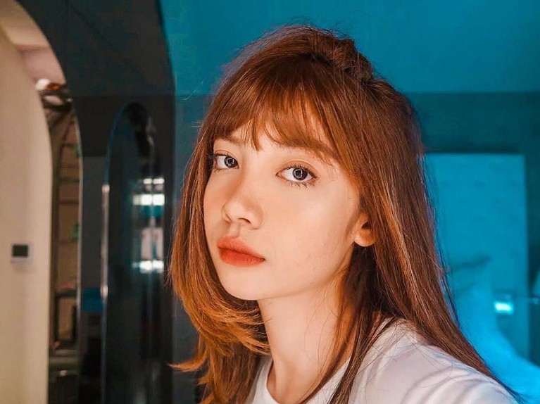 Bella Kuku merupakan seorang selebgram berdarah campuran Indonesia-Jepang yang kerap disebut sebagai Lisa BLACKPINK dari Indonesia. Ini deretan fotonya.