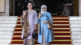 FOTO: 'Parade' Busana Nasional Terbaik di Pelantikan DPR