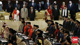 Hujan Interupsi, Pemilihan Ketua MPR Diskors