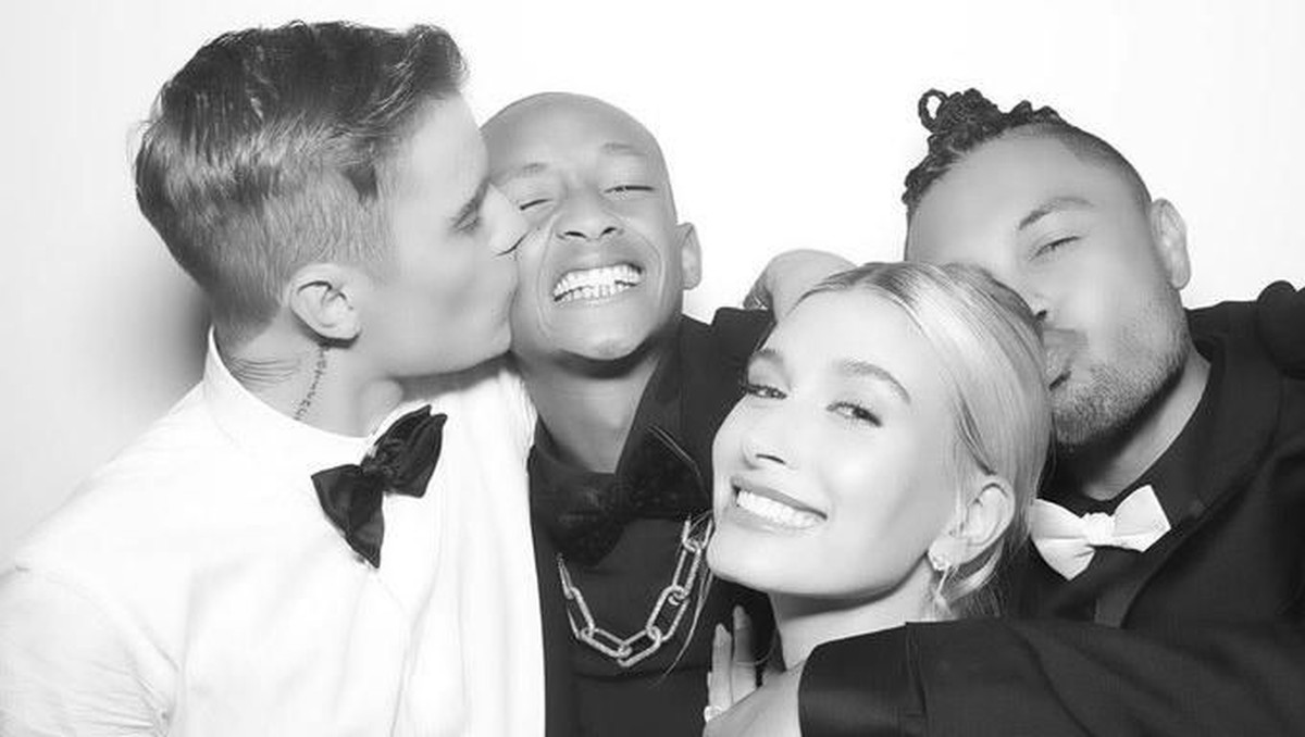 Beberapa momen kebahagiaan para sahabat dalam pernikahan Justin Bieber dan Hailey Baldwin
