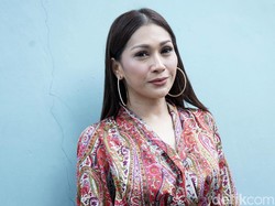 Tak Bisa Mudik Imbas Corona, Tata Janeeta Silaturahmi Lebaran Virtual