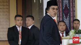 Adian Napitupulu: Semua Komisaris dan Direksi BUMN Titipan