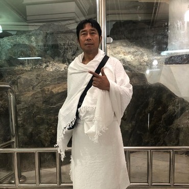 Dilantik Jadi Anggota DPR, Haji Lulung Banjir Kiriman Bunga