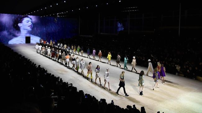 Louis Vuitton luncurkan sepatu ramah lingkungan
