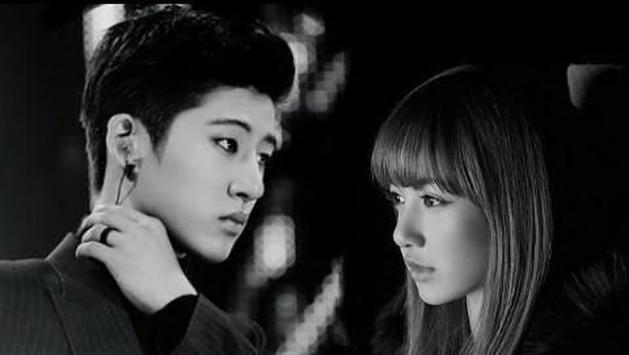 B.I Eks IKON Deretan idol pria Korea yang pernah dijodoh-jodohkan dengan Lisa BLACKPINK. Siapa saja mereka?