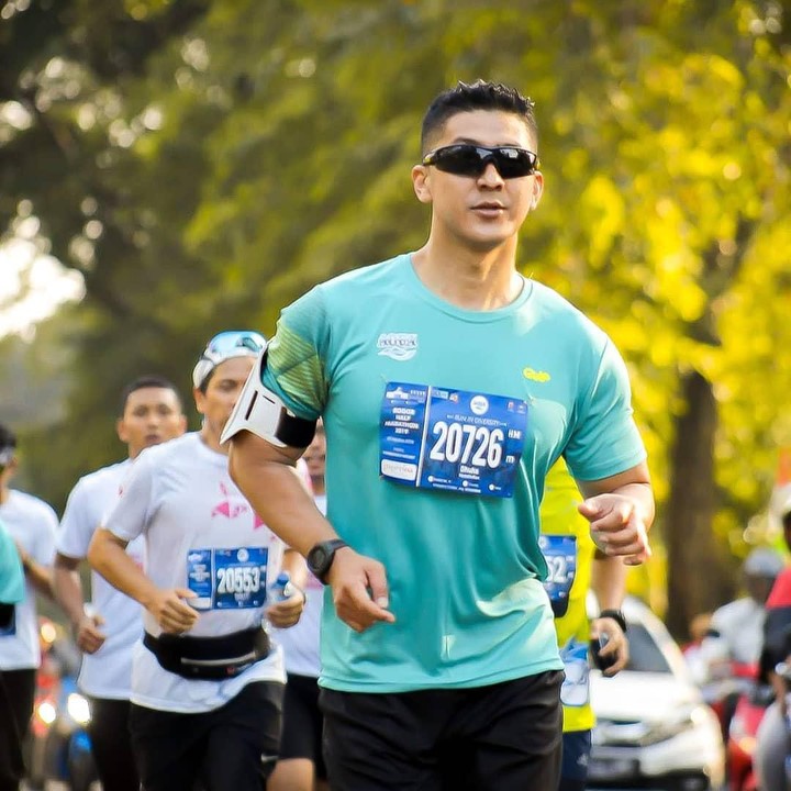 Di samping profesinya sebagai prajurit, Dhuha juga hobi berolahraga, beberapa kali mengikuti lomba lari maraton. (Foto: Instagram @dhu_yuand)