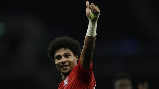 Winger Bayern Munchen Serge Gnabry menjadi perbincangan hangat usai mencetak quattrick ke gawang Tottenham Hotpsur di matchday kedua Grup B Liga Champions.