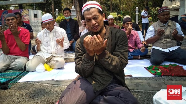 Warga Minang di Jakarta menuntut pemerintah serius memberikan rasa aman perantau minang di Papua, dan menghentikan peristiwa di luar kemanusiaan.