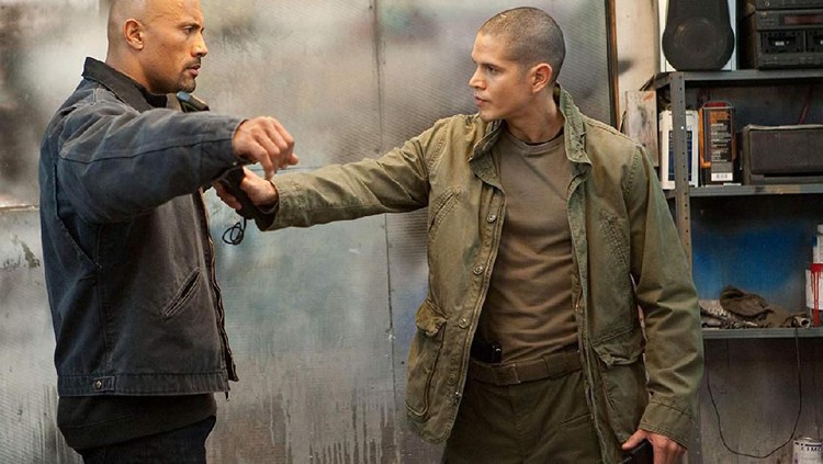 Bioskop Trans TV pada Kamis (3/9/2019) malam ini, akan menghadirkan Empire State dan The Eye. Simak sinopsisnya, Bun.