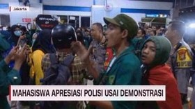VIDEO: Mahasiswa Apresiasi Polisi Usai Demonstrasi